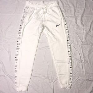 Nike Joggers